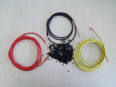 有時候會有TPE線材與插頭粘結不牢的現象，這是什么原因導致的呢?